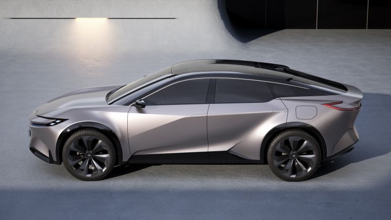 2023 Toyota Sport Crossover concept 747891