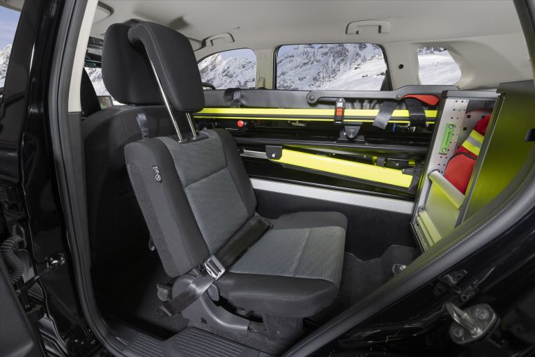 2024 Nissan X-Trail Mountain Rescue concept 750358