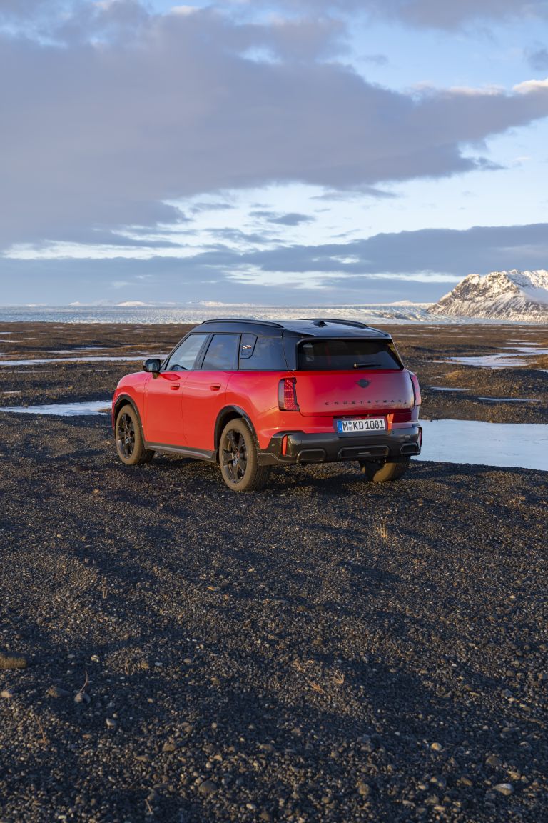 2024 Mini Countryman S ALL4 JCW Trim 751440