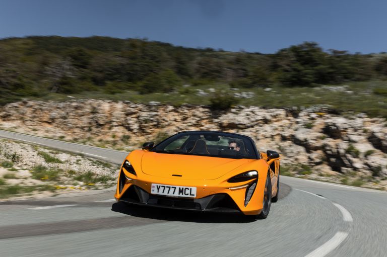 2025 McLaren Artura Spider 769073