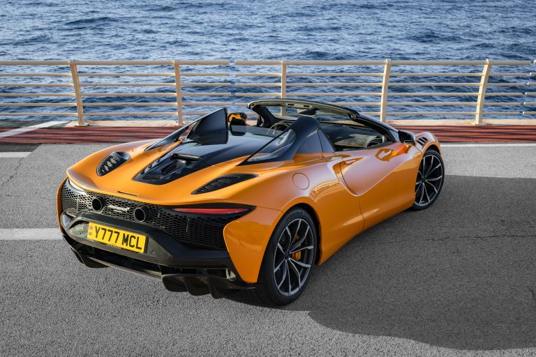 2025 McLaren Artura Spider 769091