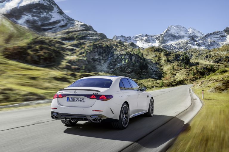 2025 Mercedes-AMG E 53 Hybrid 4Matic+ 756070