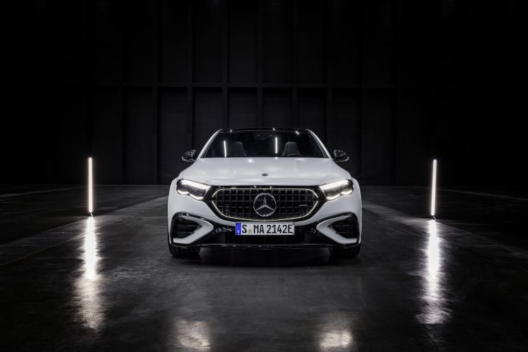 2025 Mercedes-AMG E 53 Hybrid 4Matic+ 756081