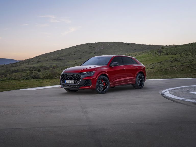 2025 Audi RS Q8 performance 768472