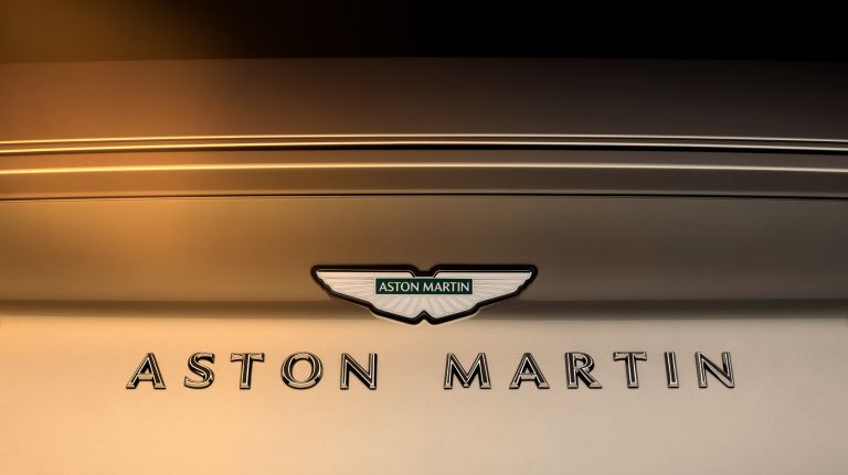 2025 Aston Martin DB12 Goldfinger Edition 776288