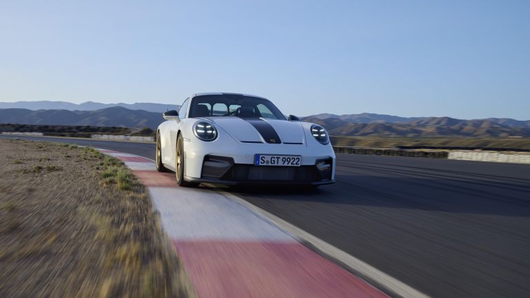 2025 Porsche 911 ( 992 ) GT3 with Weissach package 777100