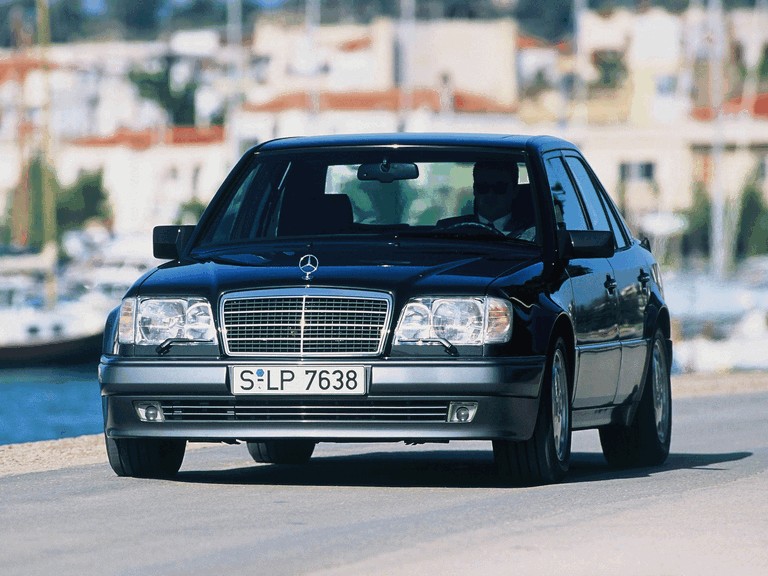 1993 Mercedes-Benz E500 ( W124 ) - Free high resolution car images