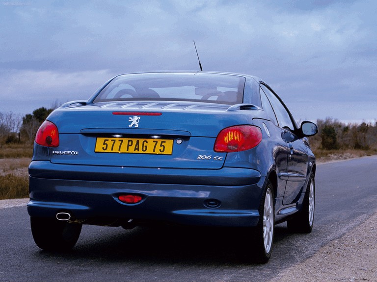 2003 Peugeot 206 Stock Photo - Alamy