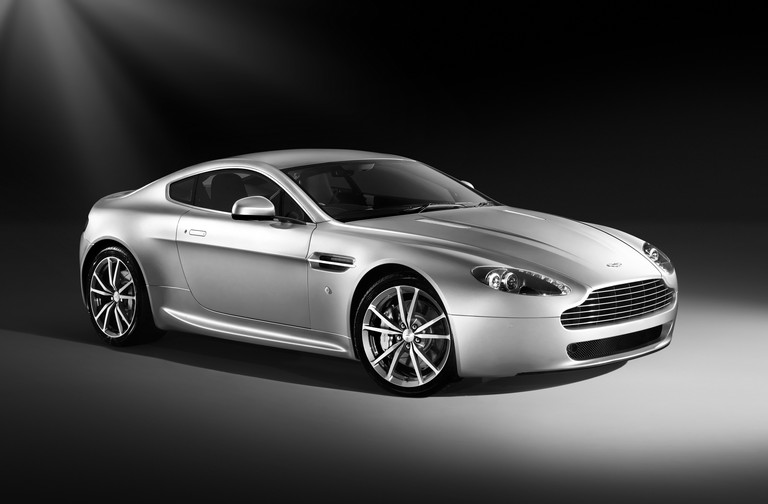 2010 Aston Martin V8 Vantage 271743