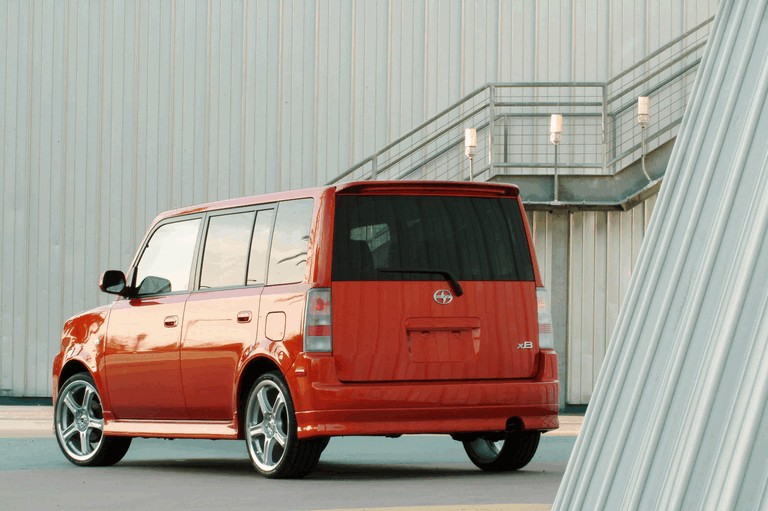 2004 Scion xB 486438