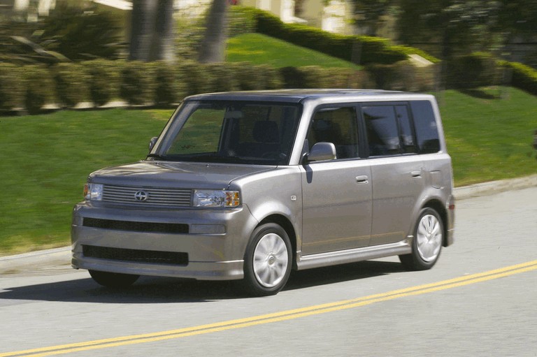 2004 Scion xB 486467