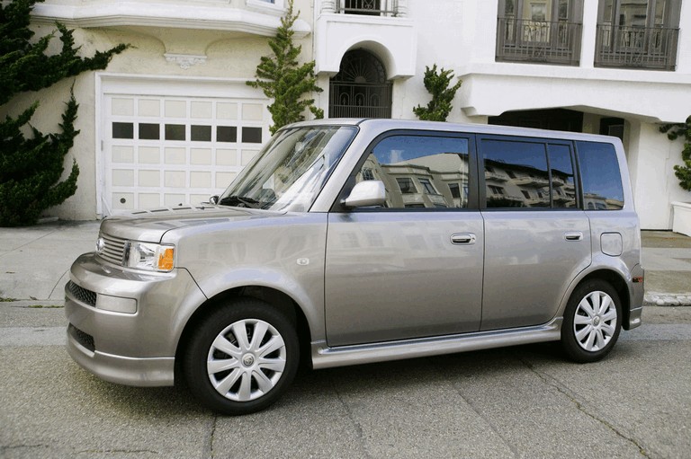 2004 Scion xB 486471