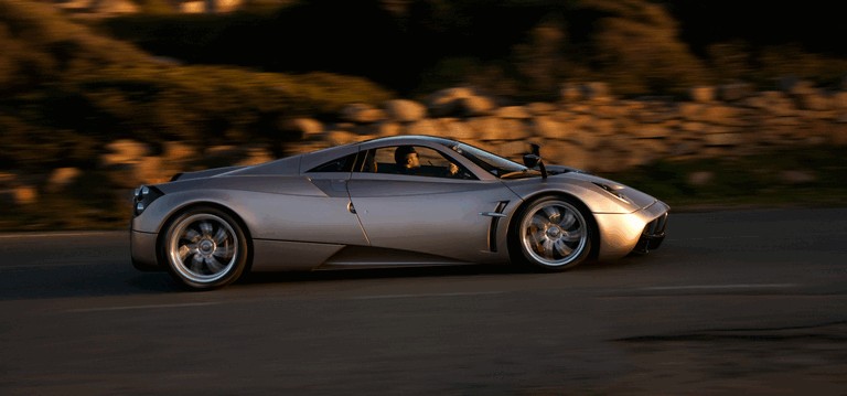 2011 Pagani Huayra 368657