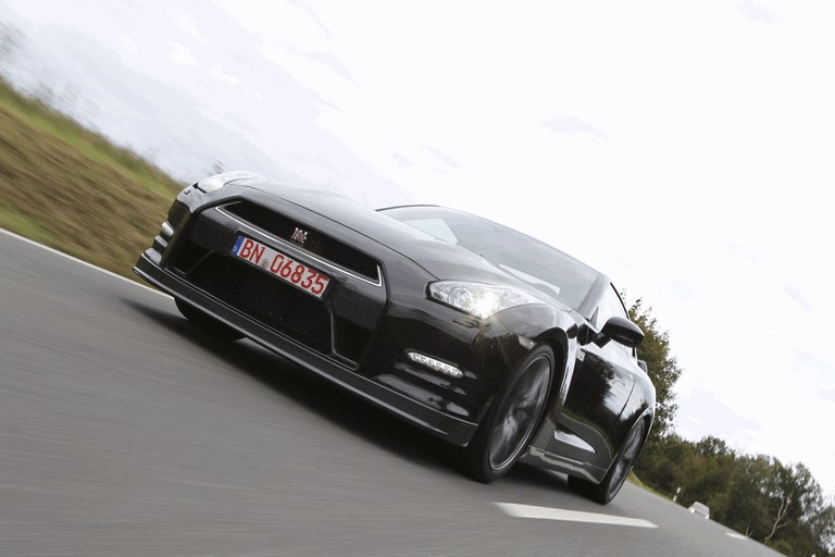 2012 Nissan GT-R Premium Edition - Wallpapers and HD Images