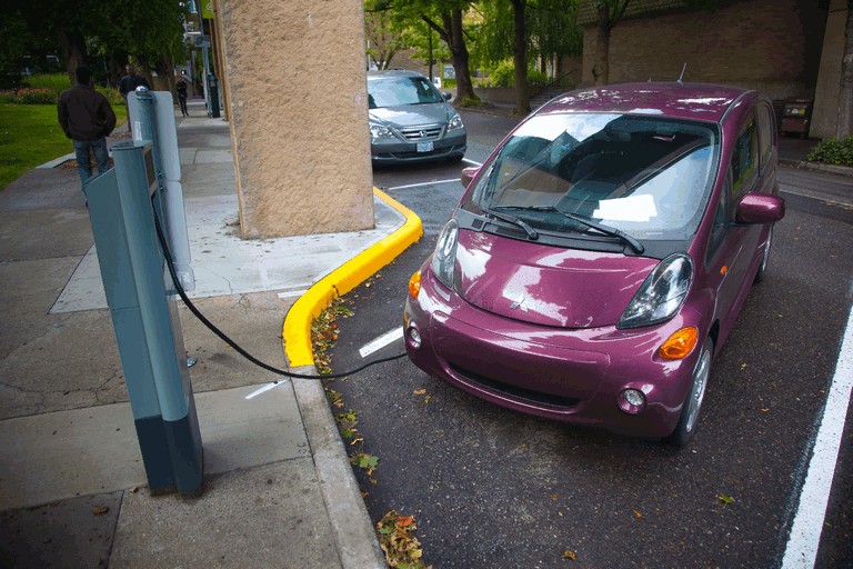 2012 Mitsubishi i-MiEV - USA version 329907