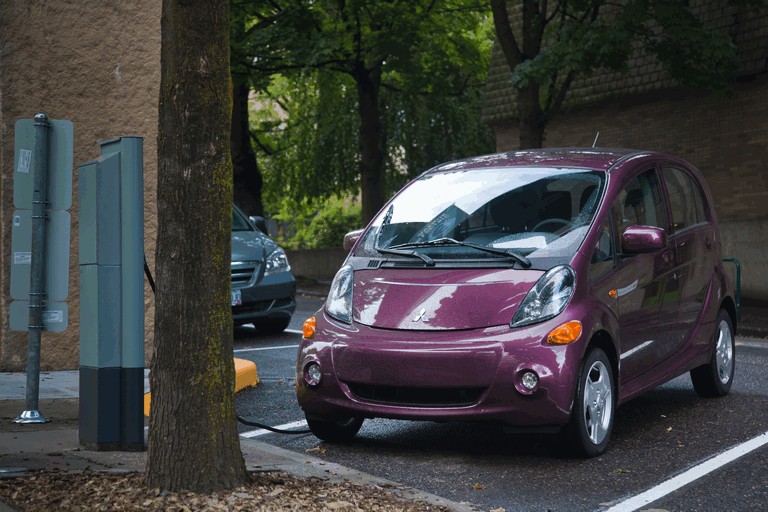 2012 Mitsubishi i-MiEV - USA version 329908