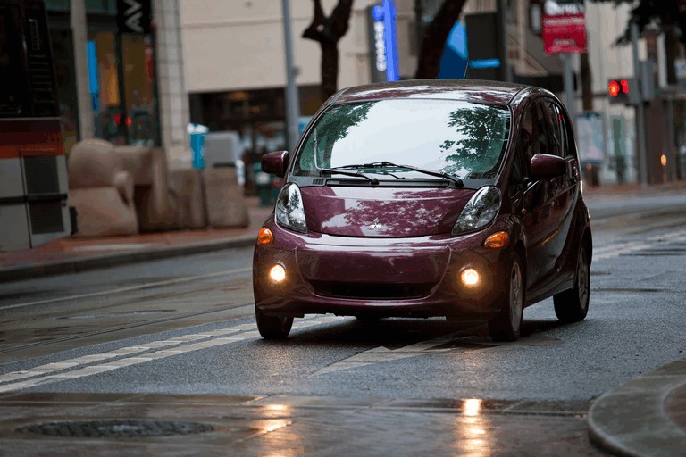 2012 Mitsubishi i-MiEV - USA version 329923