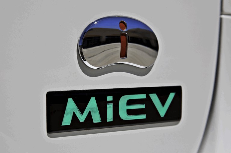 2012 Mitsubishi i-MiEV - USA version 329934